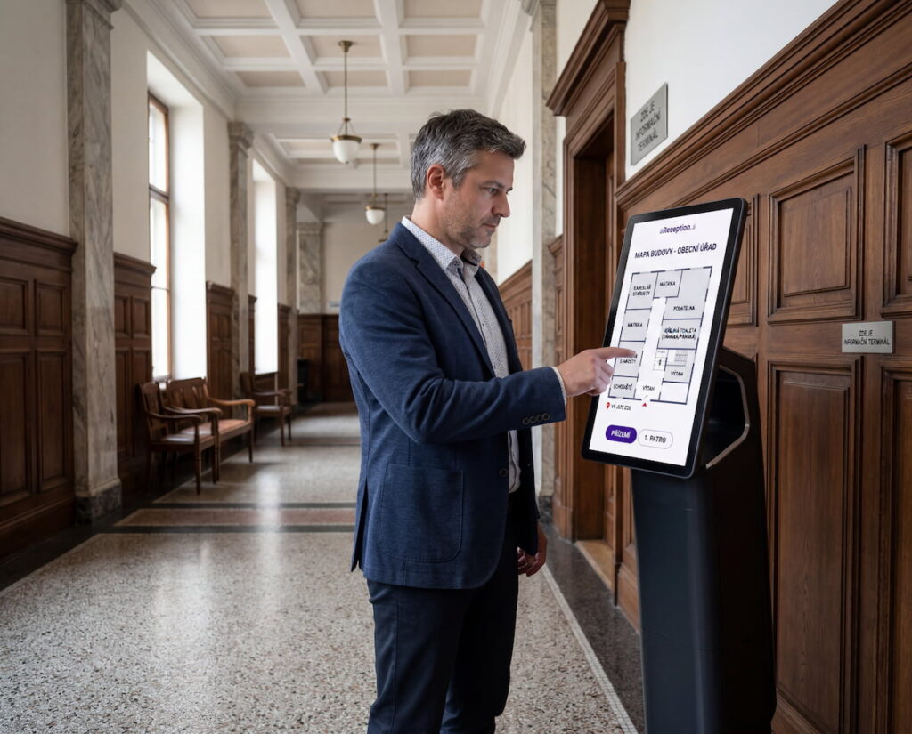 Digitální asistent aReception ve vestibulu obecního úřadu